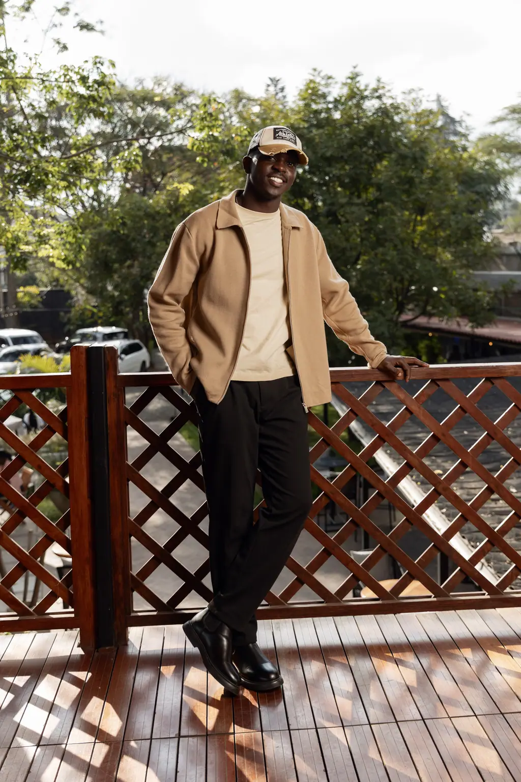 LC Waikiki campaign frame